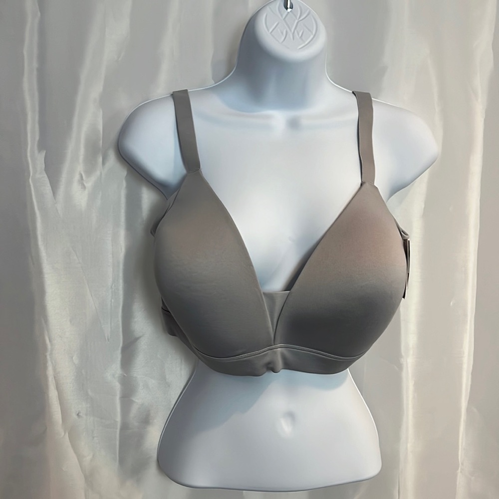 Women’s lightly lined wire free bra.  2080